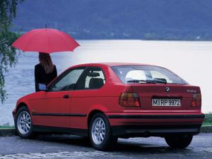 BMW 318ti Compact